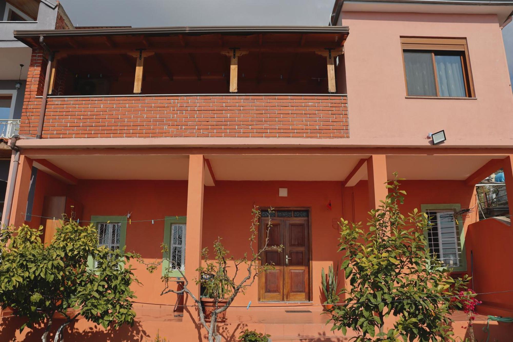 Vila 8 Krujë Buitenkant foto